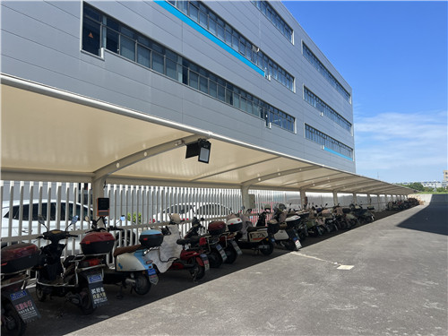 讓電瓶車族“滿電回家”！企福科技園用行動點亮通勤路